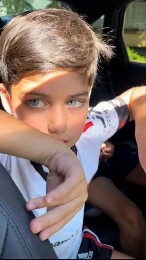 Стикер Op_by_Ygfbot - 1