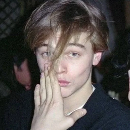 Человек млекопитающее человеческое лицо