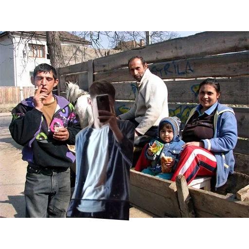 Sticker PLSKINAKEDBENTYAGA - 1