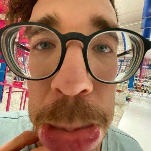 Стикер Мой стикерпак, сделан в @moyi_stikery_bot - 7