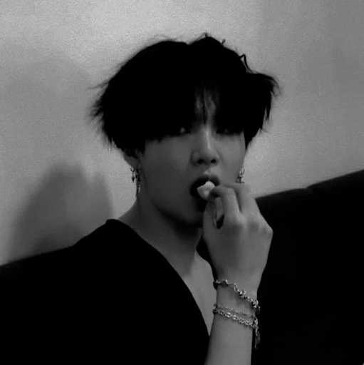 Yoongi - Человек