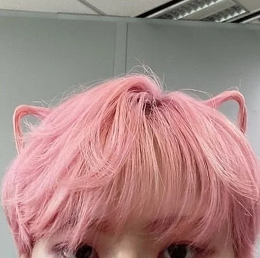 bangs hairpiece indoor