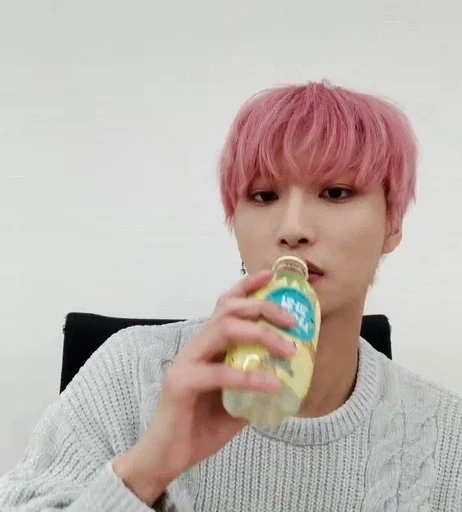 Человек человеческое лицо стена