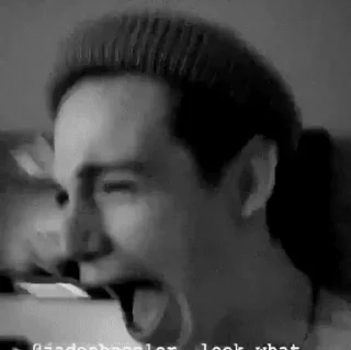 Стикер Payton hub ♥️ - 6