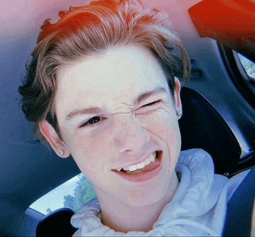 Человек человеческое лицо улыбаться