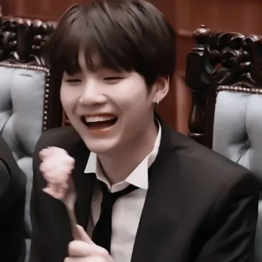 🏎:𝗬𝗼𝗼𝗻𝗴𝗶 @beaconshy :: @fStikBot - 