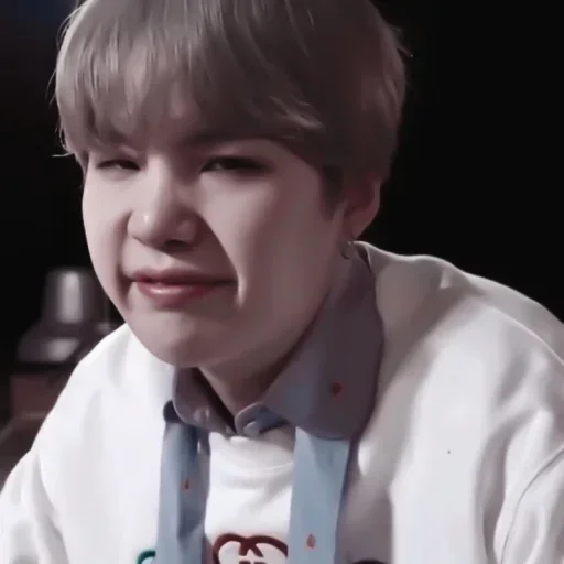 Sticker 🏎:𝗬𝗼𝗼𝗻𝗴𝗶 @beaconshy :: @fStikBot - 10