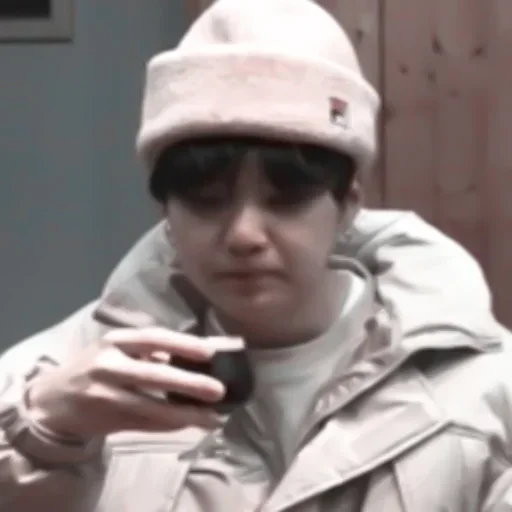 Sticker 🏎:𝗬𝗼𝗼𝗻𝗴𝗶 @beaconshy :: @fStikBot - 7