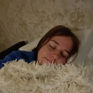 Стикер Поля лучик света - 8