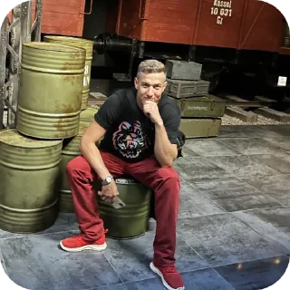 Sticker Попался жук - 10