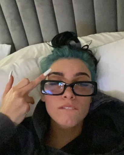 Человек человеческое лицо селфи