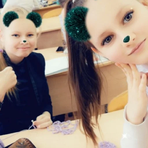 Стикер Povors - 1