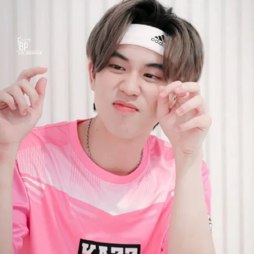 Sticker Prem Warut Chawalitrujiwong  - 10