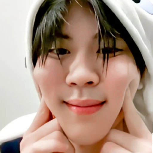 Prem Warut Chawalitrujiwong  - 