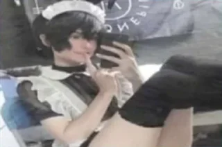 Стикер @ceo_of_blushing's Thighs made - 10