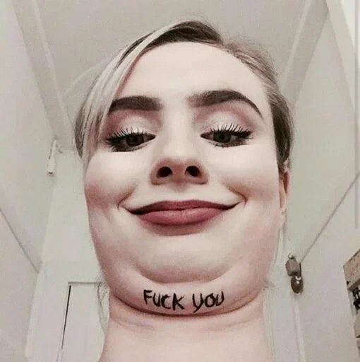 человеческое лицо губа ресница