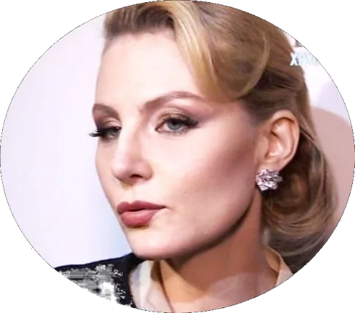 Renata - человеческое лицо