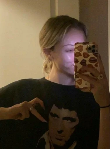 Человек человеческое лицо стена