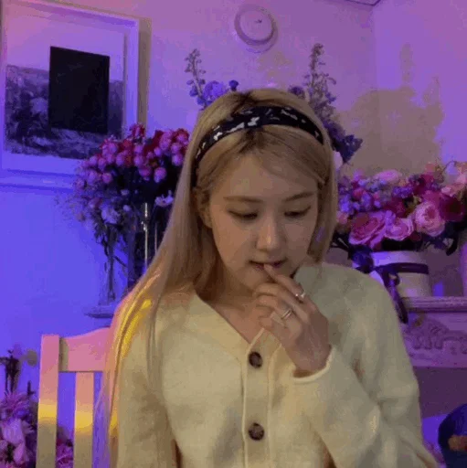 Человек человеческое лицо модный аксессуар