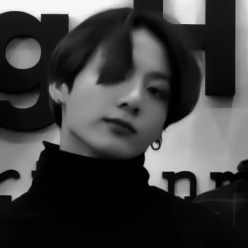 человеческое лицо портрет черно-белый