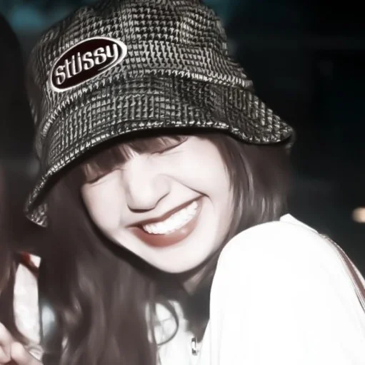 Стикер 🎨 - 𝐥𝐢𝐬𝐚`. | @pecjuwr :: @fStikBot - 0