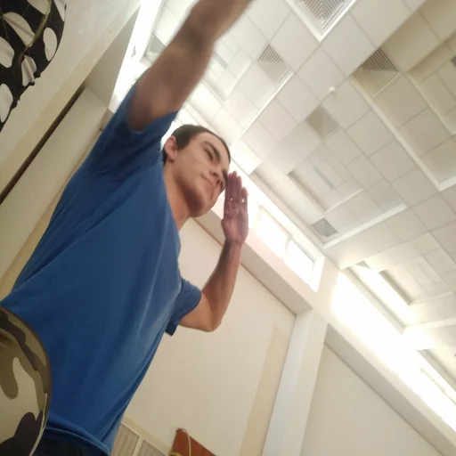 Человек стена одежда