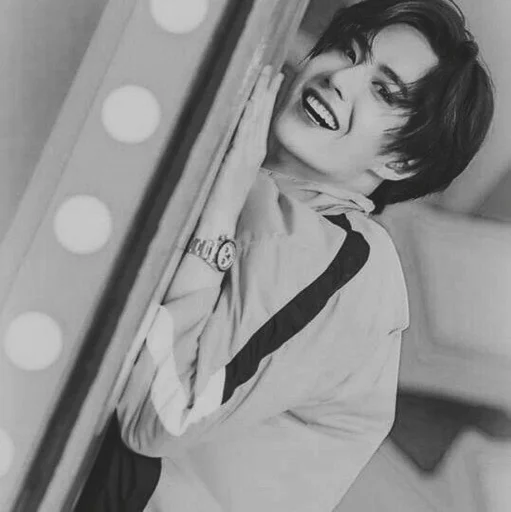 Стикер WangYibo @SwanPack - 9