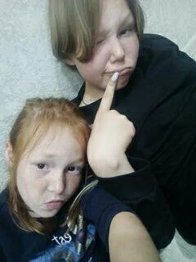 Стикер S9gqFJHs9H_by_Stikerhi_bot - 1