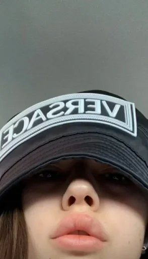 Человек человеческое лицо шапка