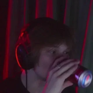 Стикер дипинсяра @ISDKLA @Stikerhi_bot - 10