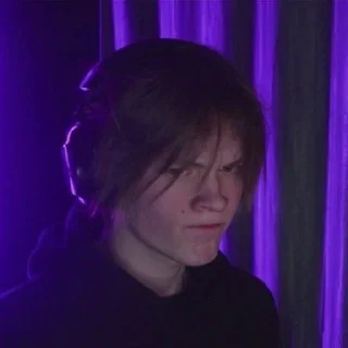 Стикер дипинсяра @ISDKLA @Stikerhi_bot - 8