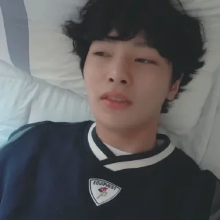 Стикер [SKZ VLOG] 아이엔(I.N) : I.N의 퐁당로그 4@SKZSTICKERS - 9