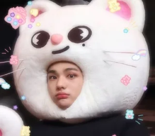 Стикер Бродячие дети лучшие - 4