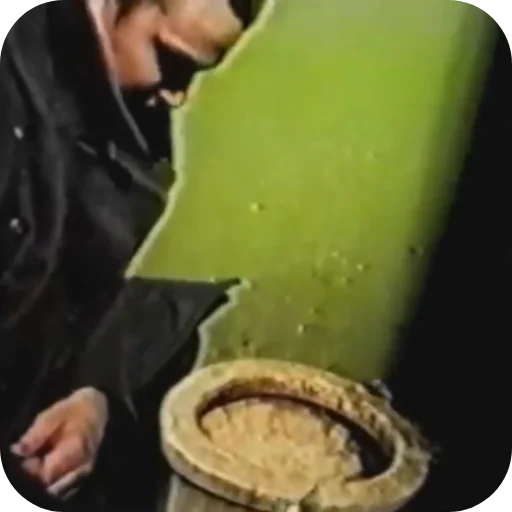 Стикер SPE5hr3xjH_by_katalog_stik_bot - 1