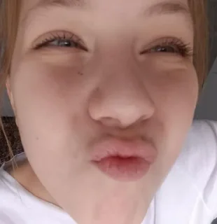 Sticker вика создавала @Themki_robot - 9