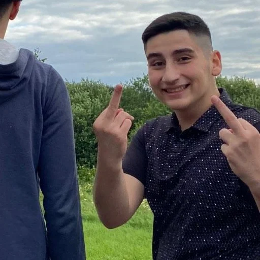 Sticker Sarkis TV - 10