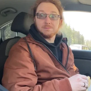 Стикер SARA - 10