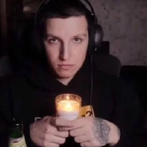 Человек свеча комнатный