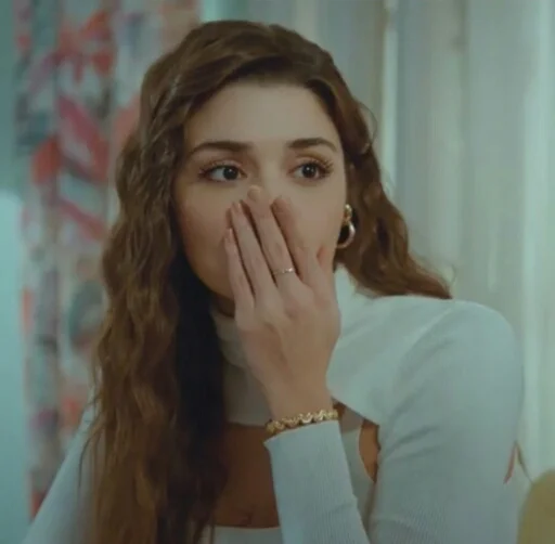 Человек человеческое лицо длинные волосы