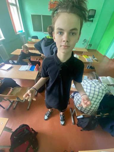 Sticker SdcKZHh24u_by_Sticersi_bot - 1