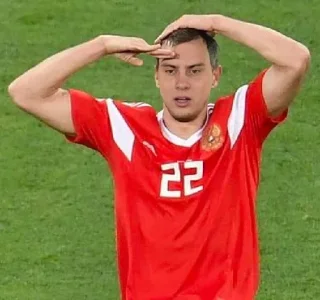 Стикер Создать мемы ➡️ @sportsmem_bot - 9