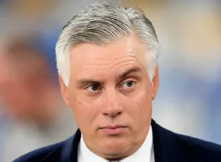 Стикер Создать мемы ➡️ @sportsmem_bot - 4