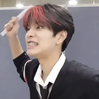 Стикер Seungminnie💕🐶 - 9