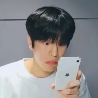 Стикер Seungminnie💕🐶 - 7