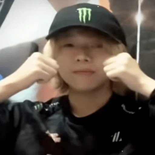 Человек человеческое лицо бейсболка