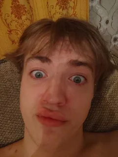 Стикер Кринж мужчина - 5