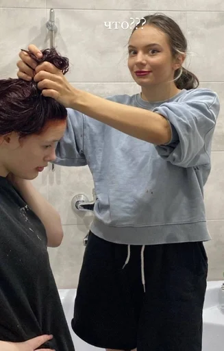 Sticker ксюшка и аришка :: @fStikBot - 6