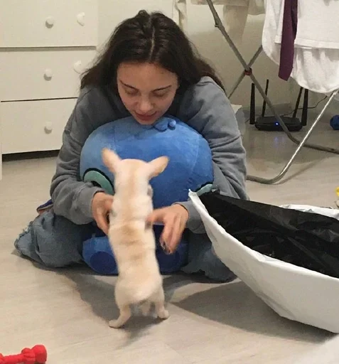 Sticker ксюшка и аришка :: @fStikBot - 3