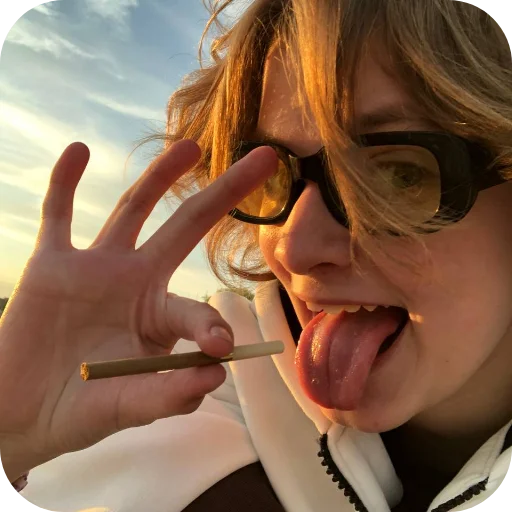 Стикер SonyaHuliganit - 1