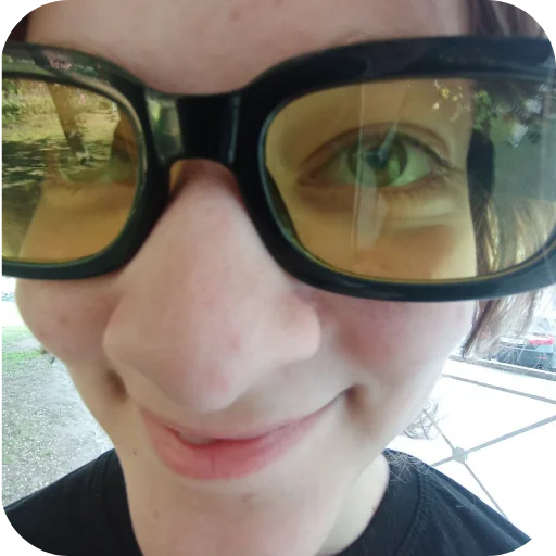 Sticker SonyaHuliganit - 1